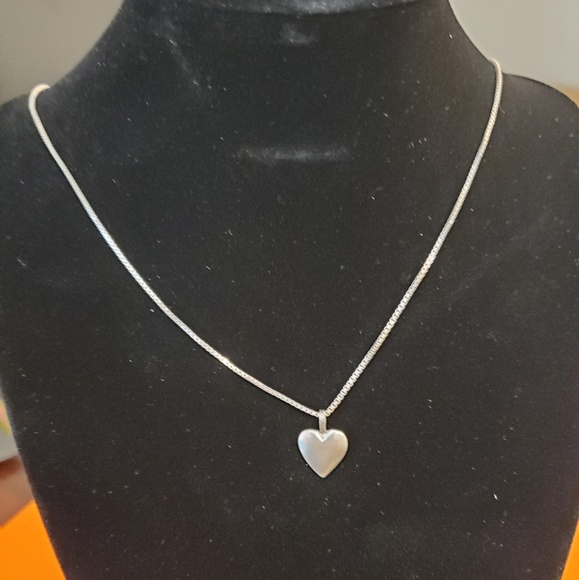 Jewelry - 24" silver chain with silver Heart Made in Italy